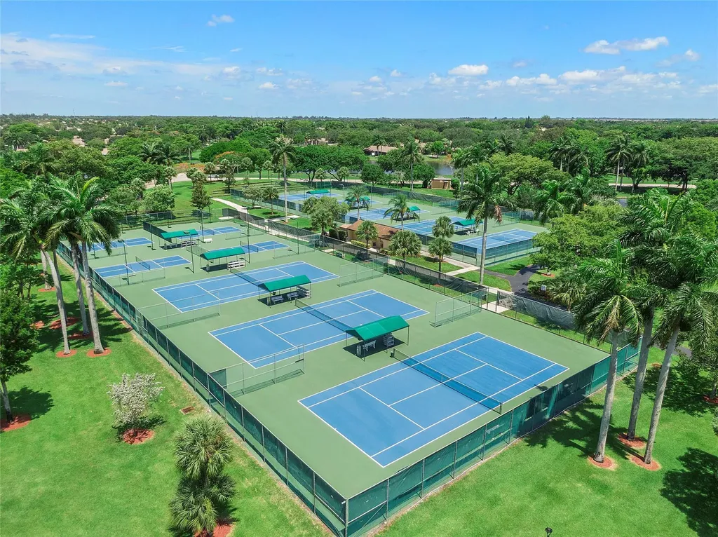 8230 Springtree Road Boca Raton FL 33496
