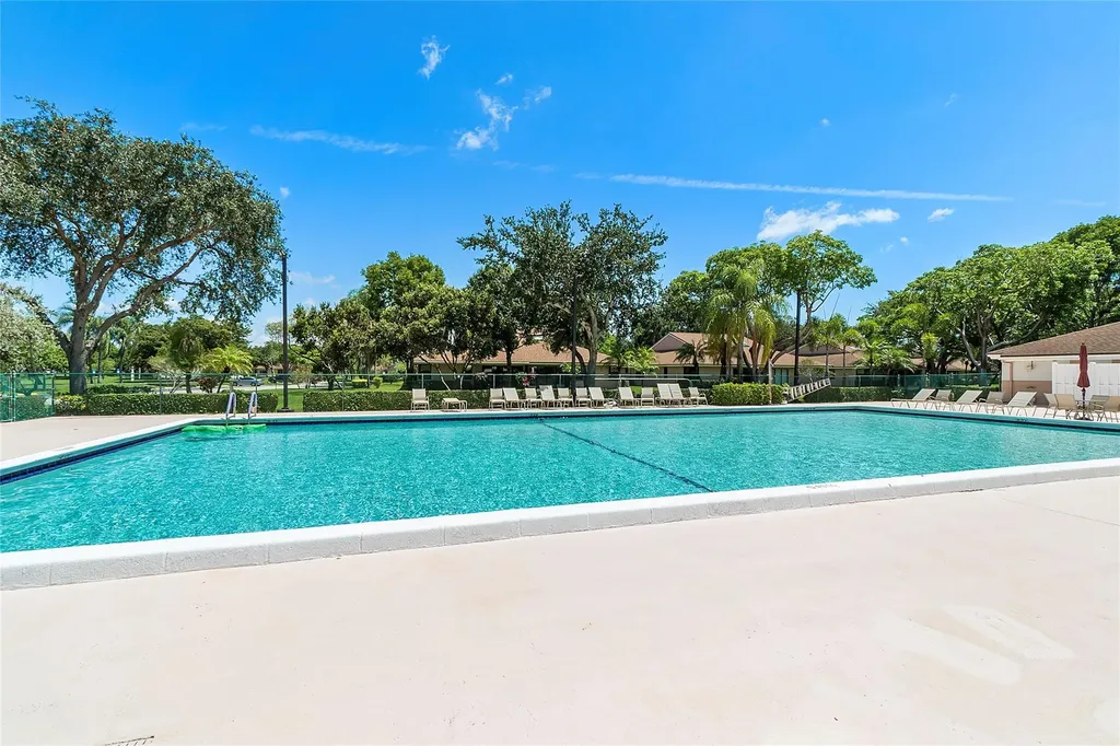 8230 Springtree Road Boca Raton FL 33496