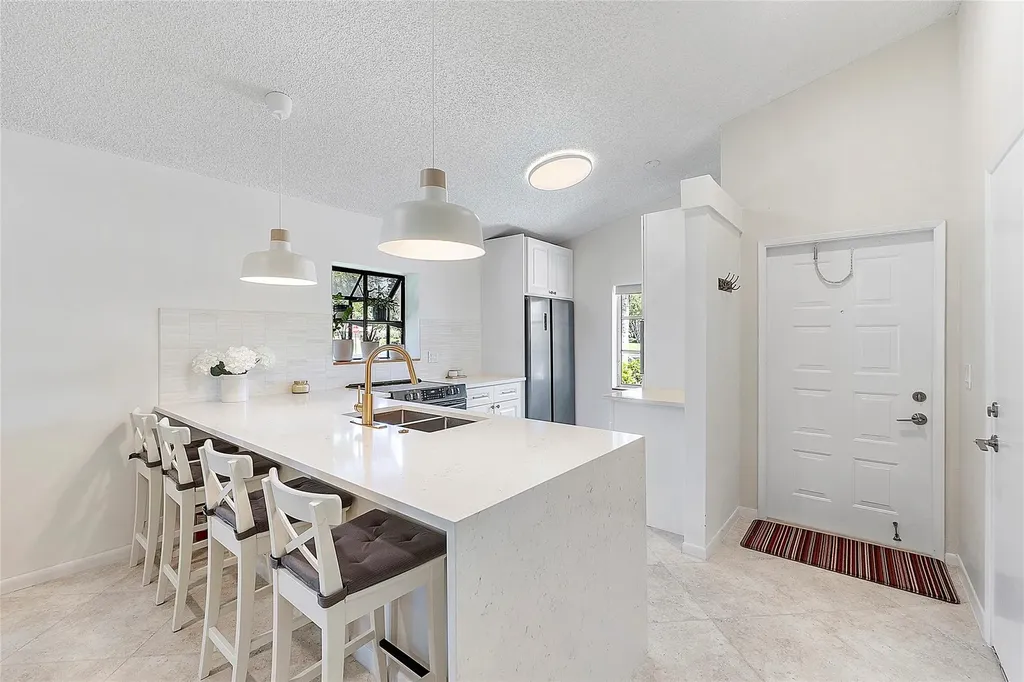 8230 Springtree Road Boca Raton FL 33496