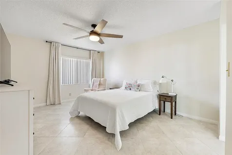 8230 Springtree Road Boca Raton FL 33496