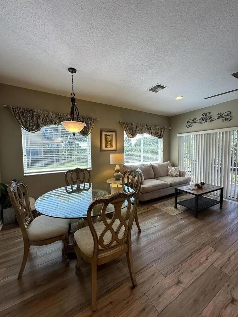 8278 Mulligan Circle Port St Lucie FL 34986