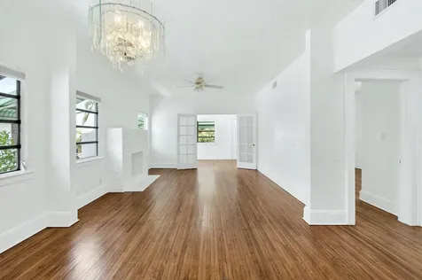 909 N B Street Lake Worth Beach FL 33460