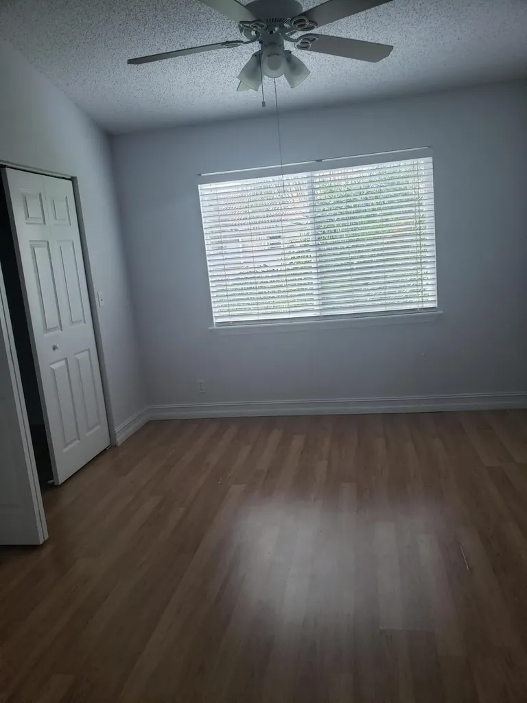 6945 Stoney Creek Circle Lake Worth FL 33467