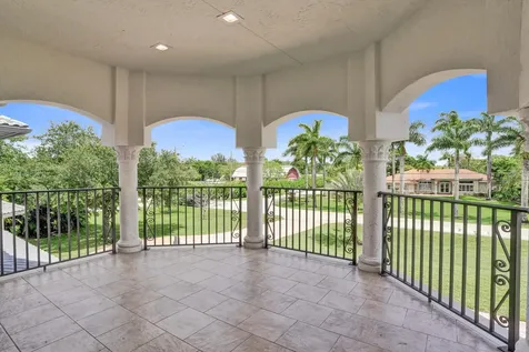 11600 NW 8th Street Plantation FL 33325