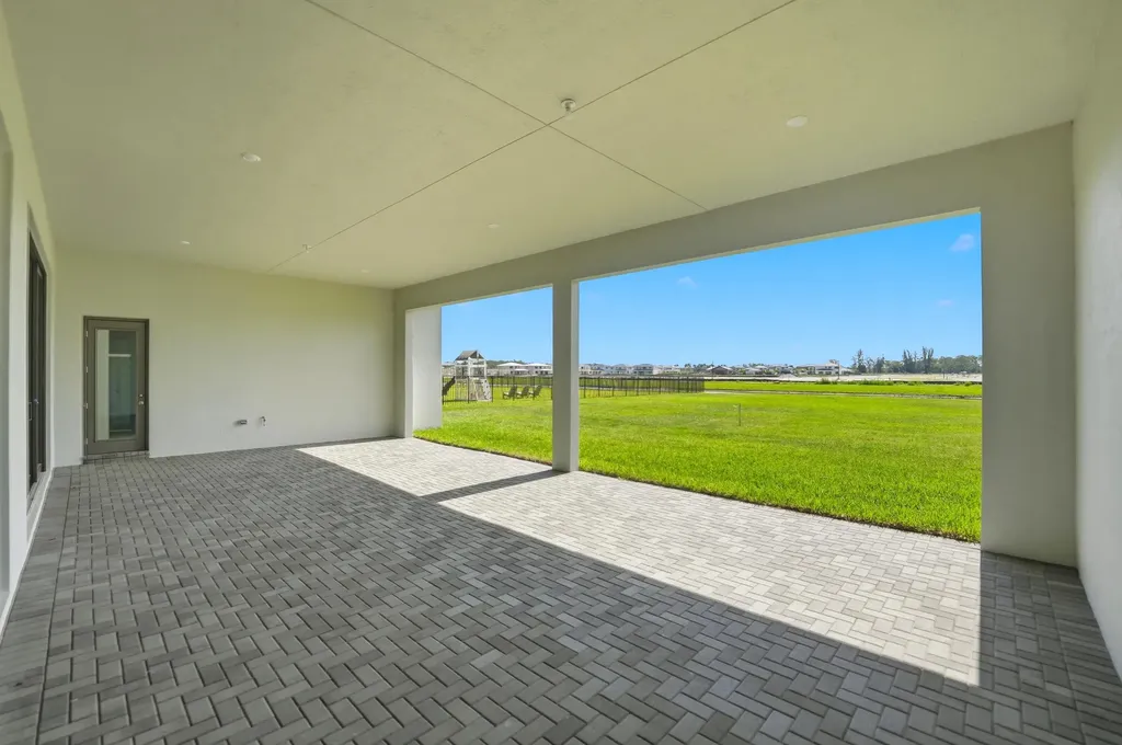 7738 Longchamp Lane Lake Worth FL 33449