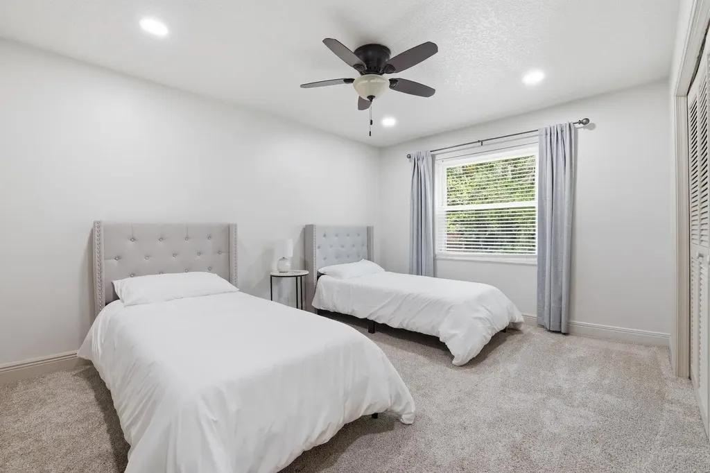 15600 Rolling Meadows Circle Wellington FL 33414