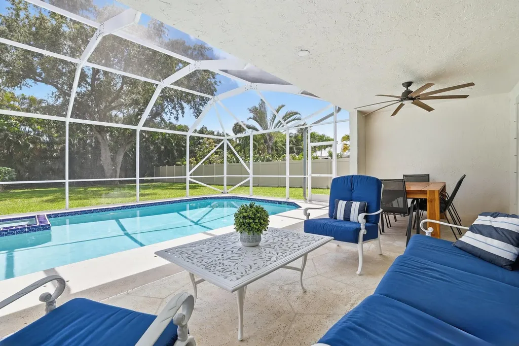 15600 Rolling Meadows Circle Wellington FL 33414