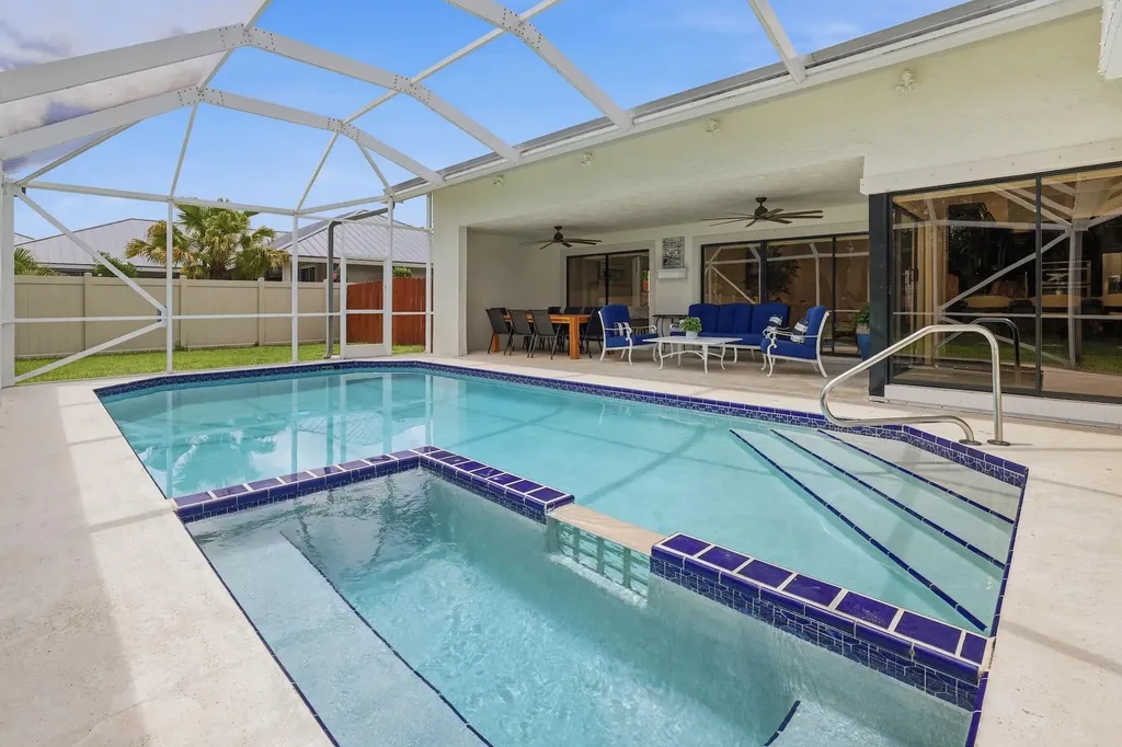 15600 Rolling Meadows Circle Wellington FL 33414