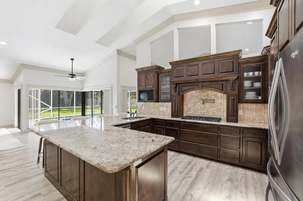 15600 Rolling Meadows Circle Wellington FL 33414