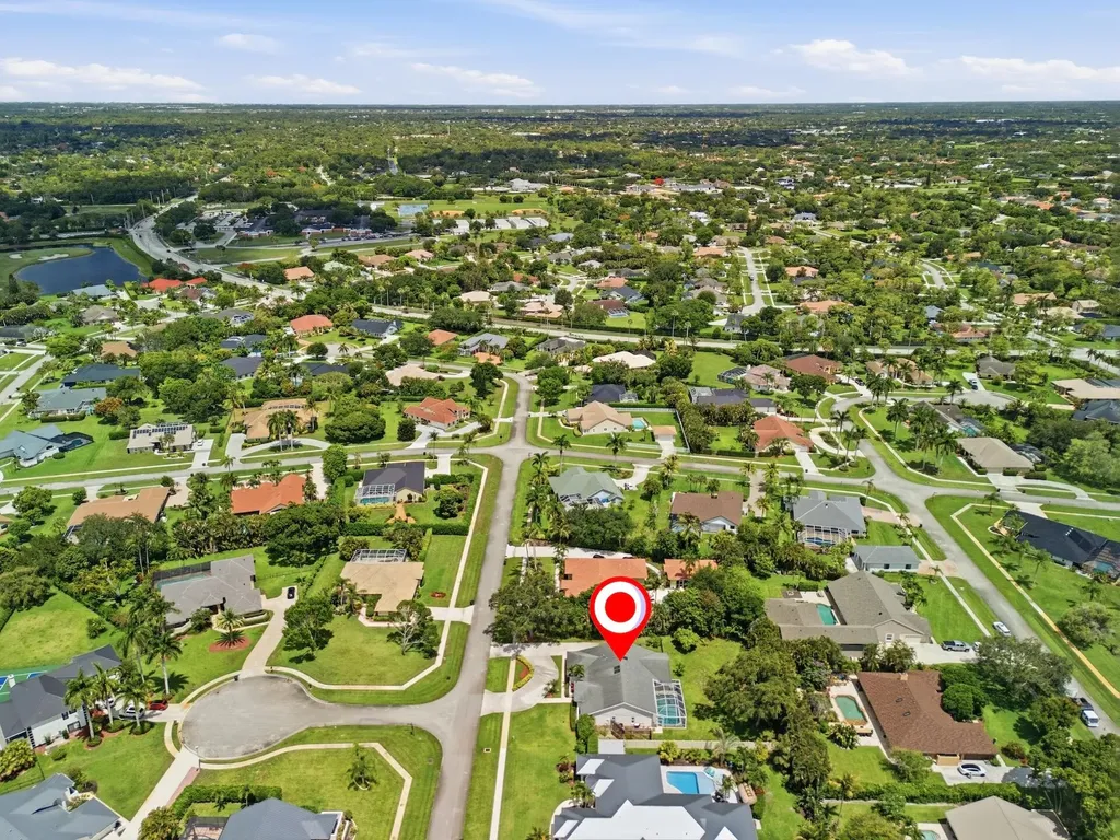 15600 Rolling Meadows Circle Wellington FL 33414