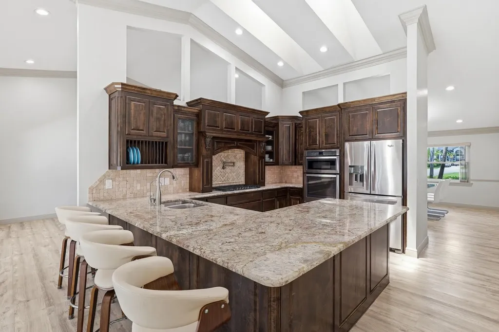15600 Rolling Meadows Circle Wellington FL 33414