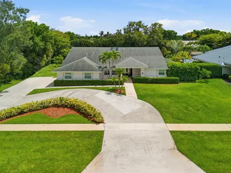 15600 Rolling Meadows Circle Wellington FL 33414