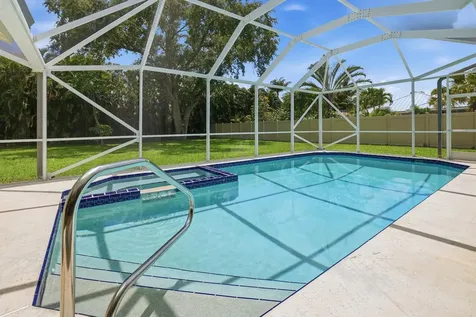 15600 Rolling Meadows Circle Wellington FL 33414