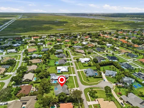 15600 Rolling Meadows Circle Wellington FL 33414
