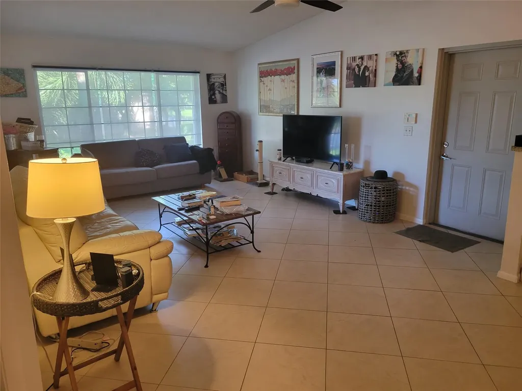 13851 Oneida Drive Delray Beach FL 33446