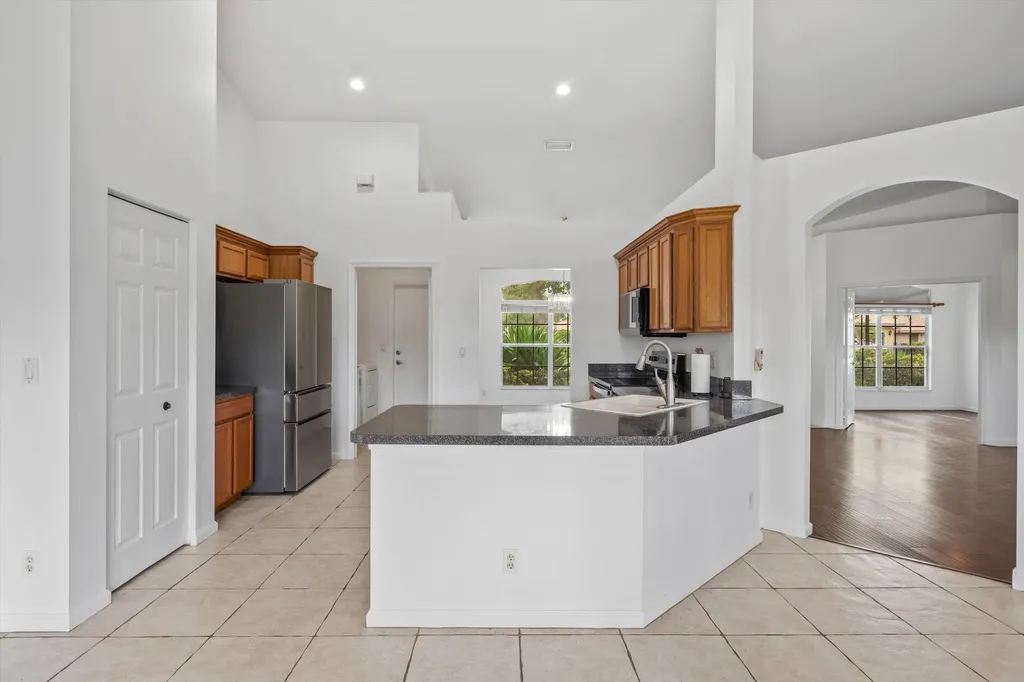 106 Fernwood Crescent Royal Palm Beach FL 33411