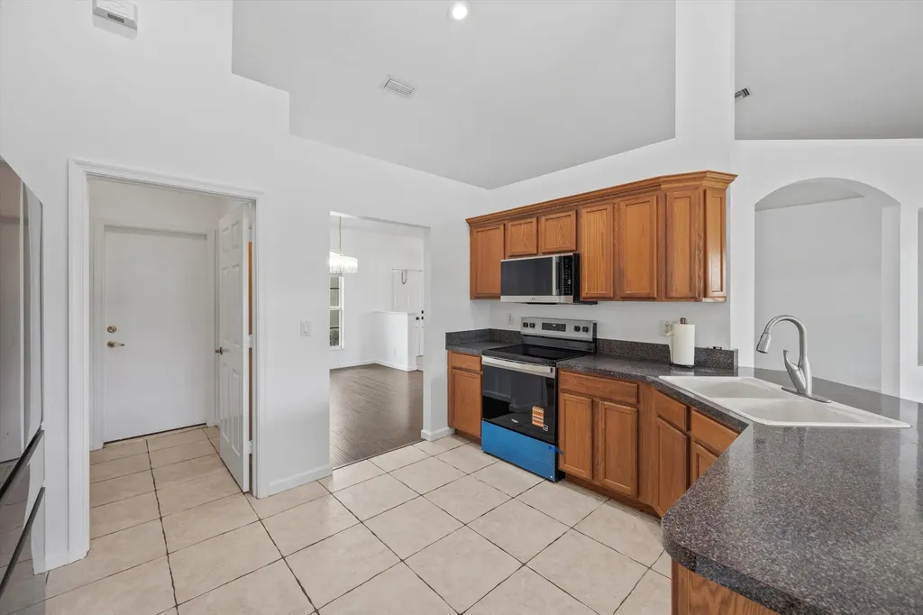106 Fernwood Crescent Royal Palm Beach FL 33411