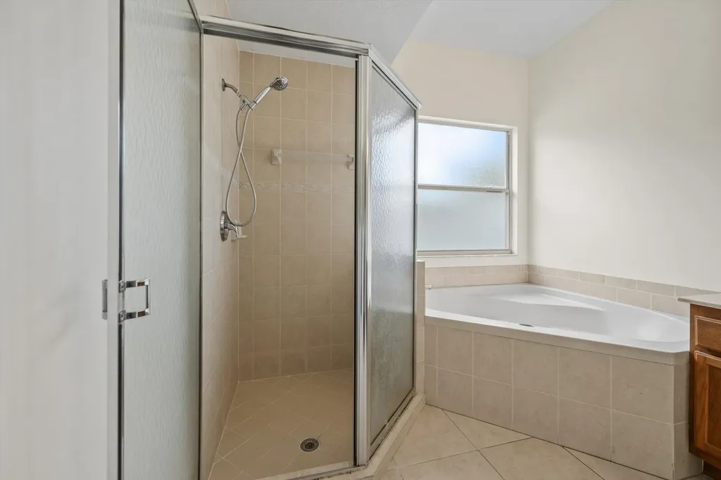 106 Fernwood Crescent Royal Palm Beach FL 33411