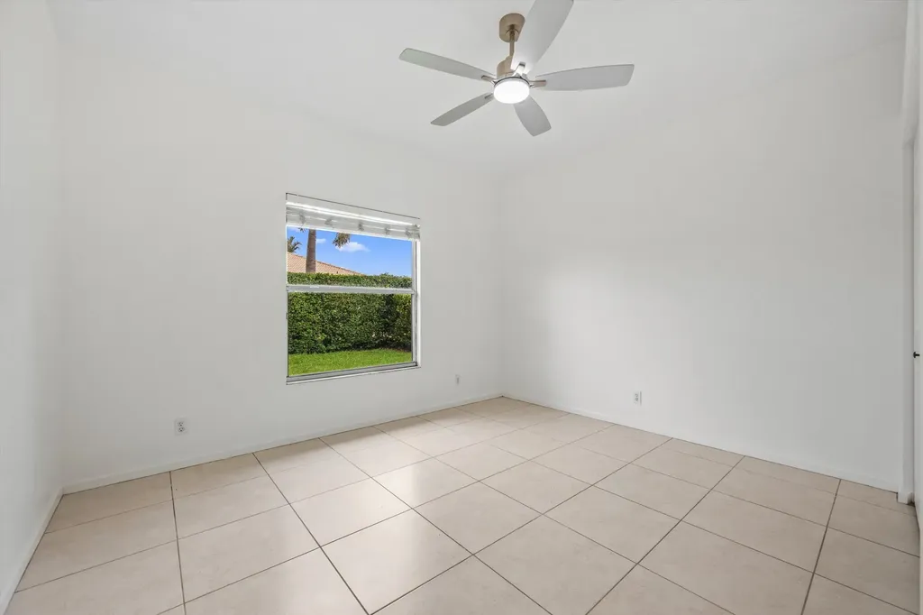 106 Fernwood Crescent Royal Palm Beach FL 33411
