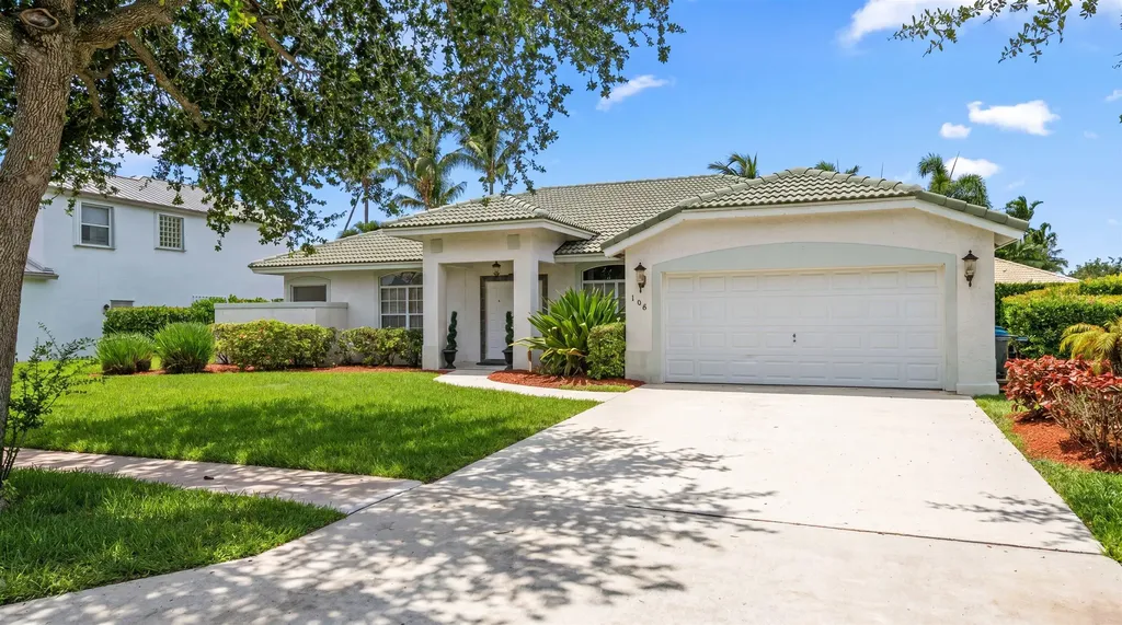106 Fernwood Crescent Royal Palm Beach FL 33411