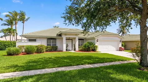106 Fernwood Crescent Royal Palm Beach FL 33411