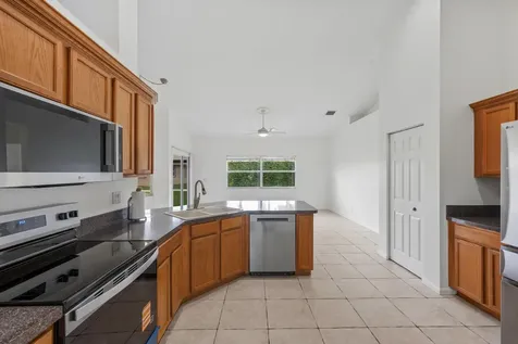 106 Fernwood Crescent Royal Palm Beach FL 33411