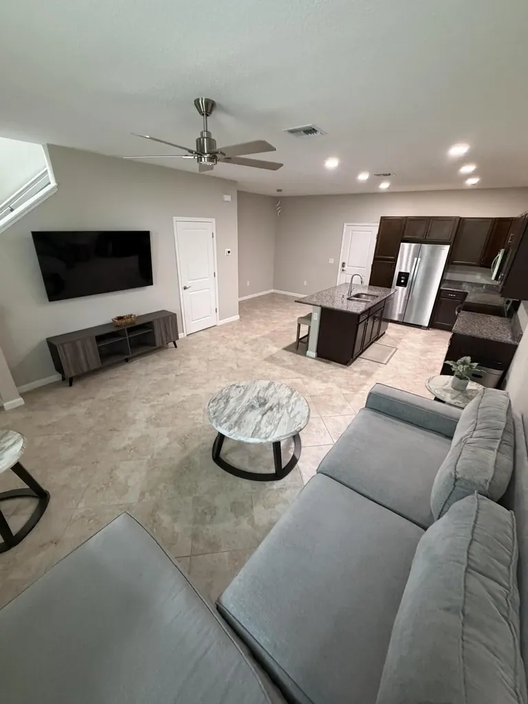 4773 N Longwood Lake Square The Acreage FL 33470
