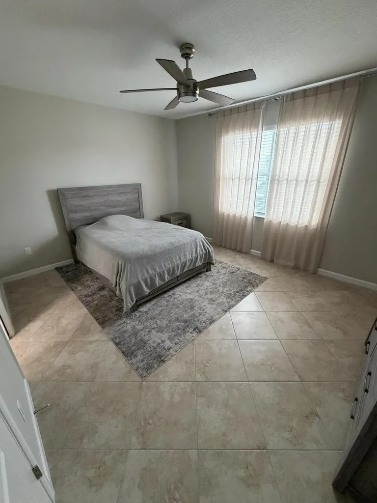 4773 N Longwood Lake Square The Acreage FL 33470