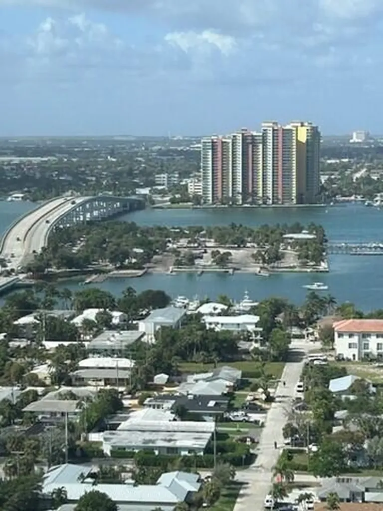 2700 N Ocean Drive Riviera Beach FL 33404