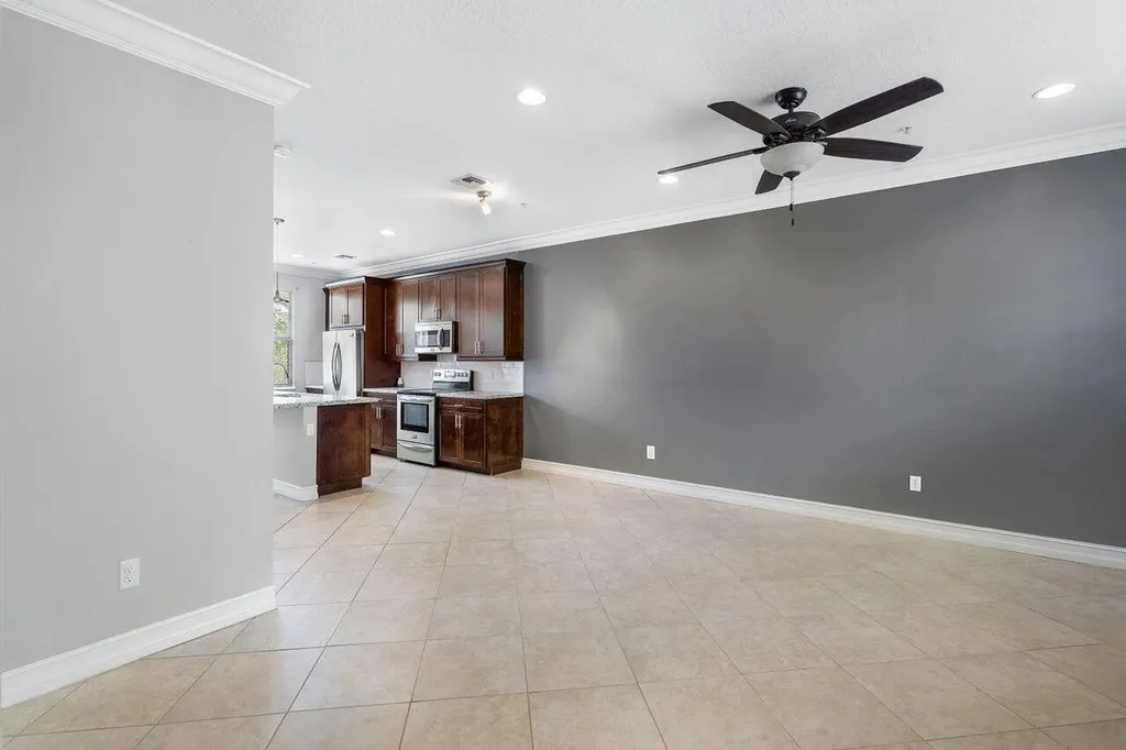 224 S Federal Highway Lake Worth Beach FL 33460