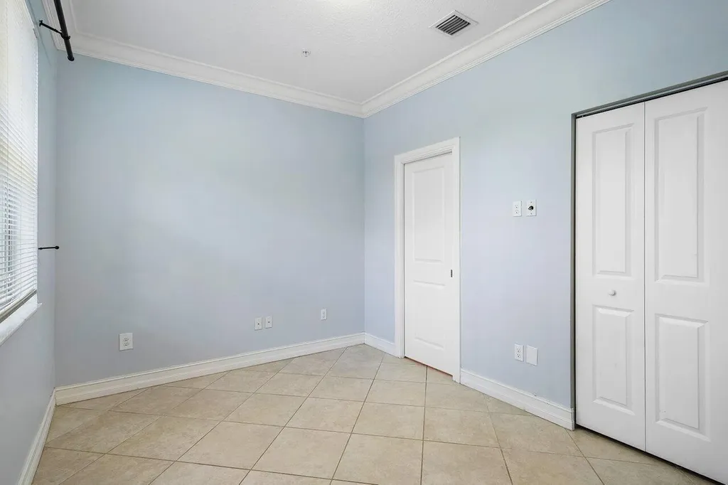 224 S Federal Highway Lake Worth Beach FL 33460