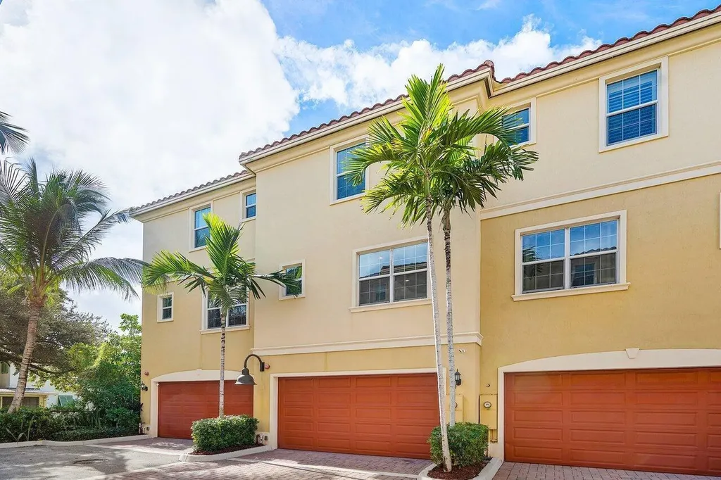 224 S Federal Highway Lake Worth Beach FL 33460