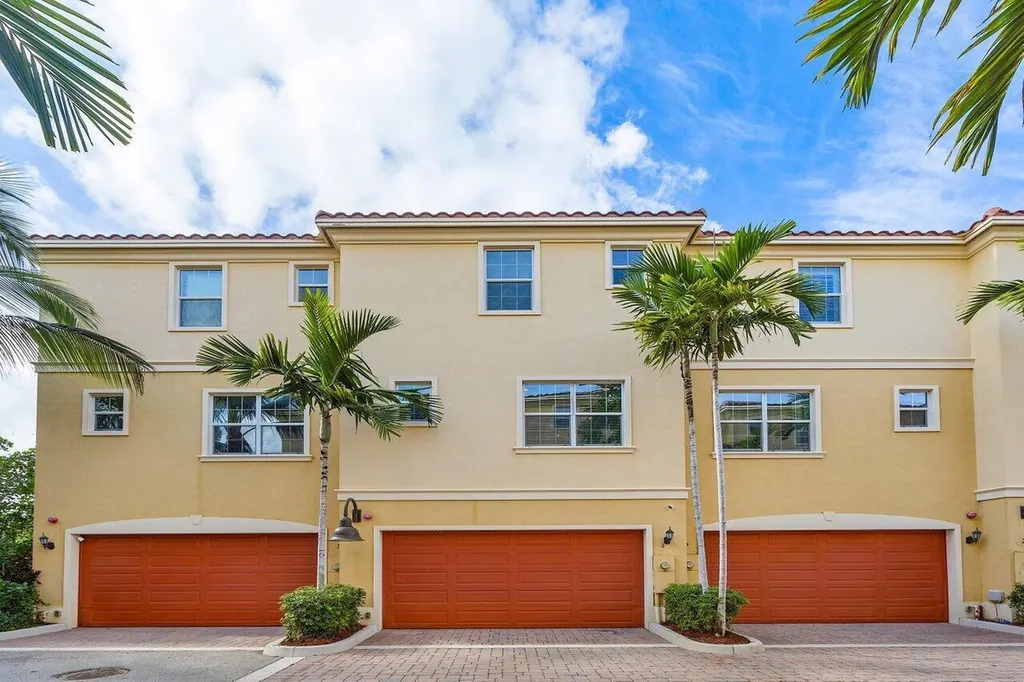 224 S Federal Highway Lake Worth Beach FL 33460