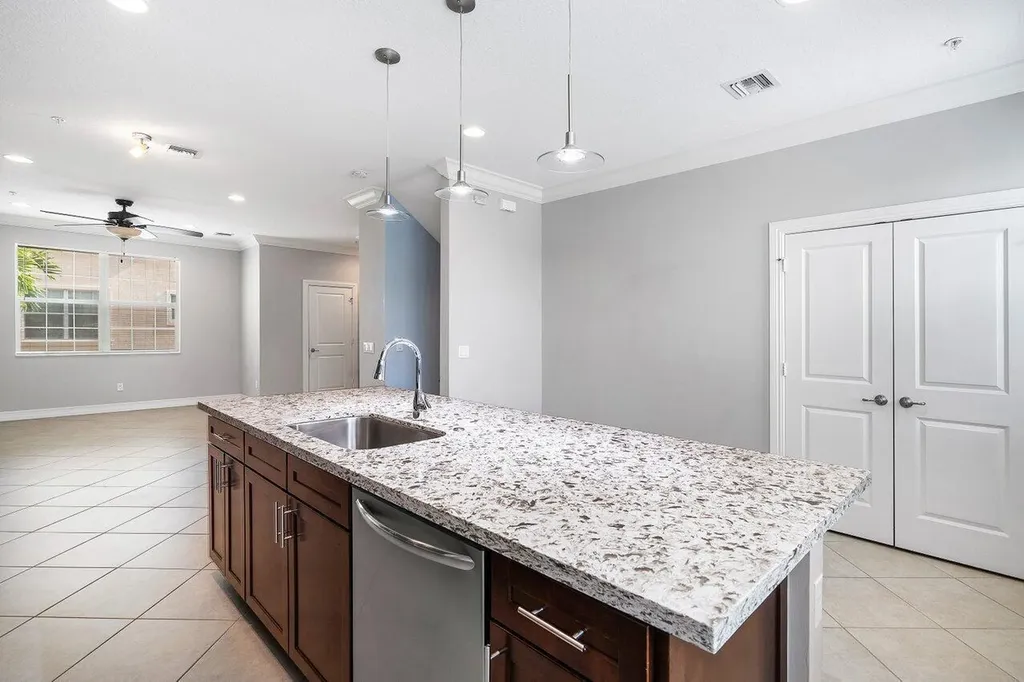 224 S Federal Highway Lake Worth Beach FL 33460