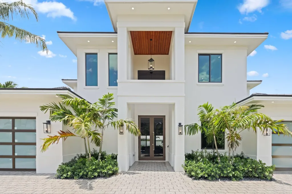 1160 Emerald Lane Riviera Beach FL 33404