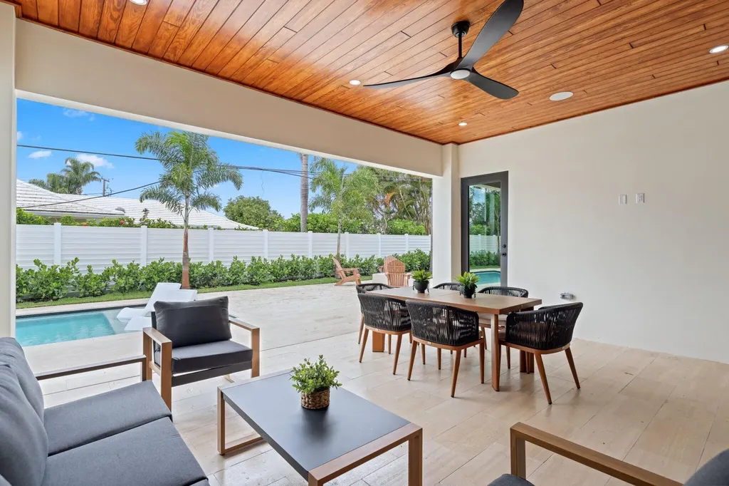 1160 Emerald Drive Riviera Beach FL 33404