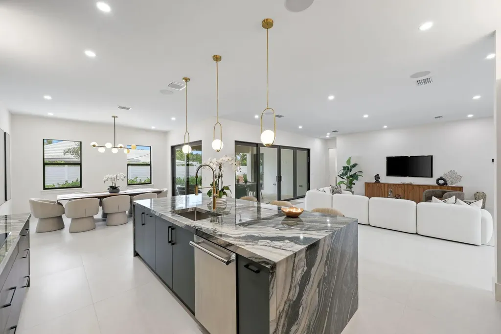 1160 Emerald Drive Riviera Beach FL 33404