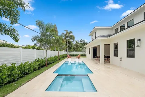 1160 Emerald Lane Riviera Beach FL 33404