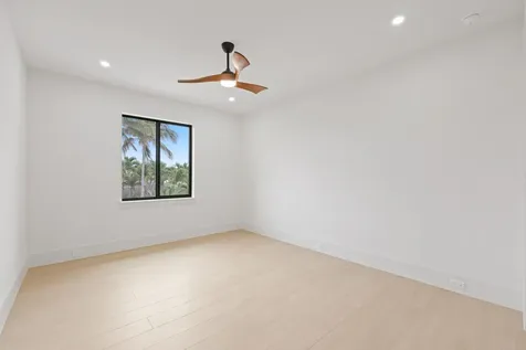 1160 Emerald Drive Riviera Beach FL 33404