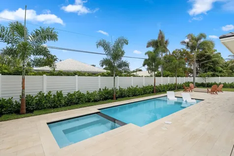 1160 Emerald Lane Riviera Beach FL 33404