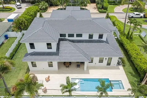 1160 Emerald Lane Riviera Beach FL 33404