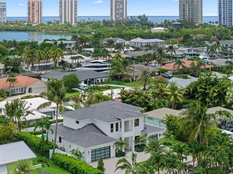 1160 Emerald Lane Riviera Beach FL 33404