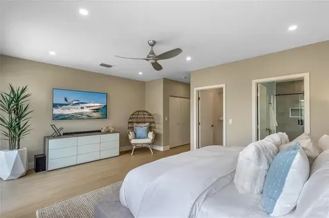 811 SW 10th Terrace Fort Lauderdale FL 33315