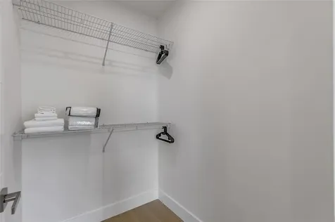 811 SW 10th Terrace Fort Lauderdale FL 33315