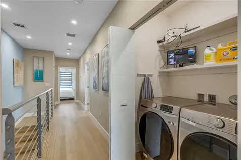 811 SW 10th Terrace Fort Lauderdale FL 33315
