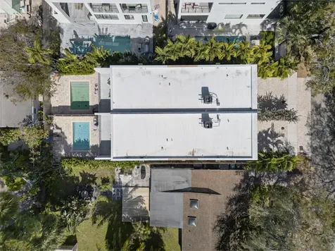 811 SW 10th Terrace Fort Lauderdale FL 33315