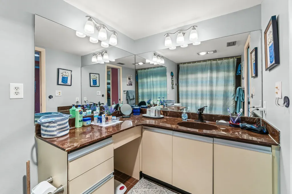 5687 Fairway Park Drive Boynton Beach FL 33437