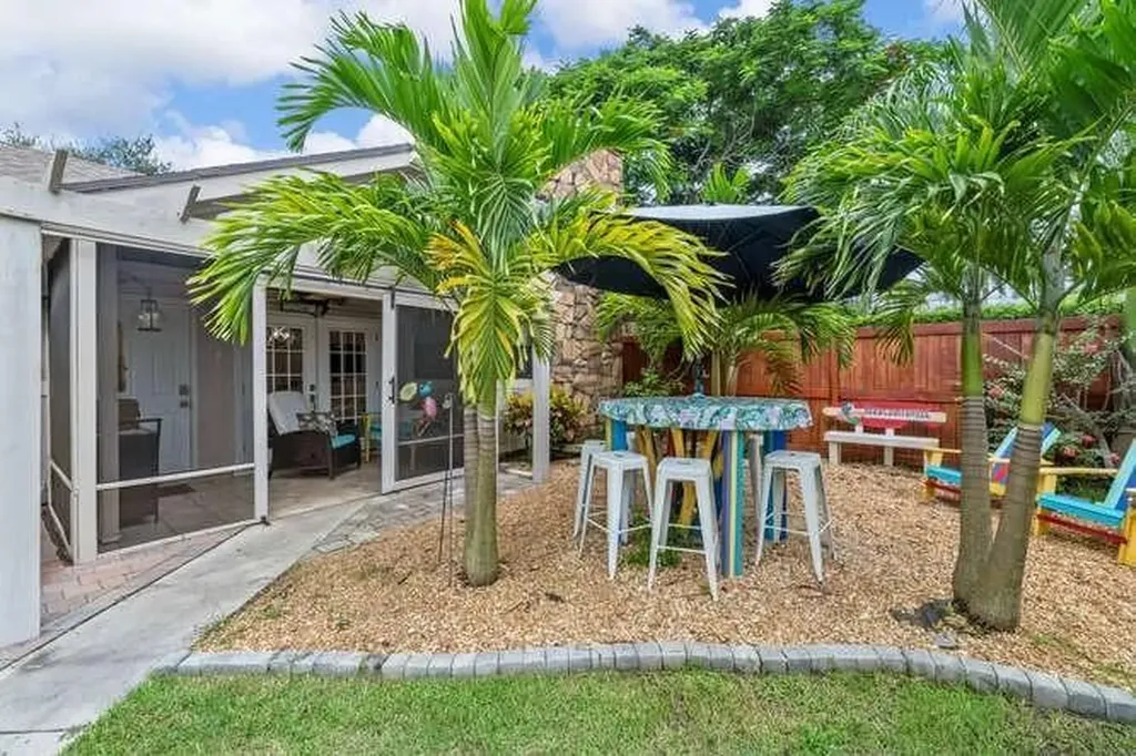 1960 Derby Trail Wellington FL 33414