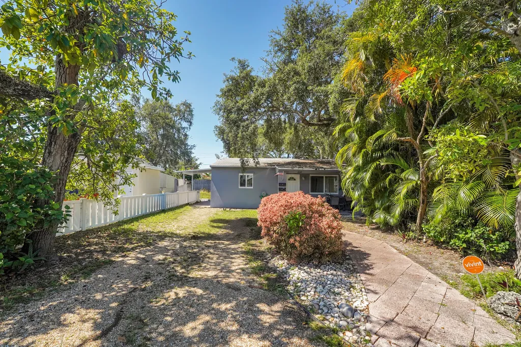 2620 Harding Street Hollywood FL 33020