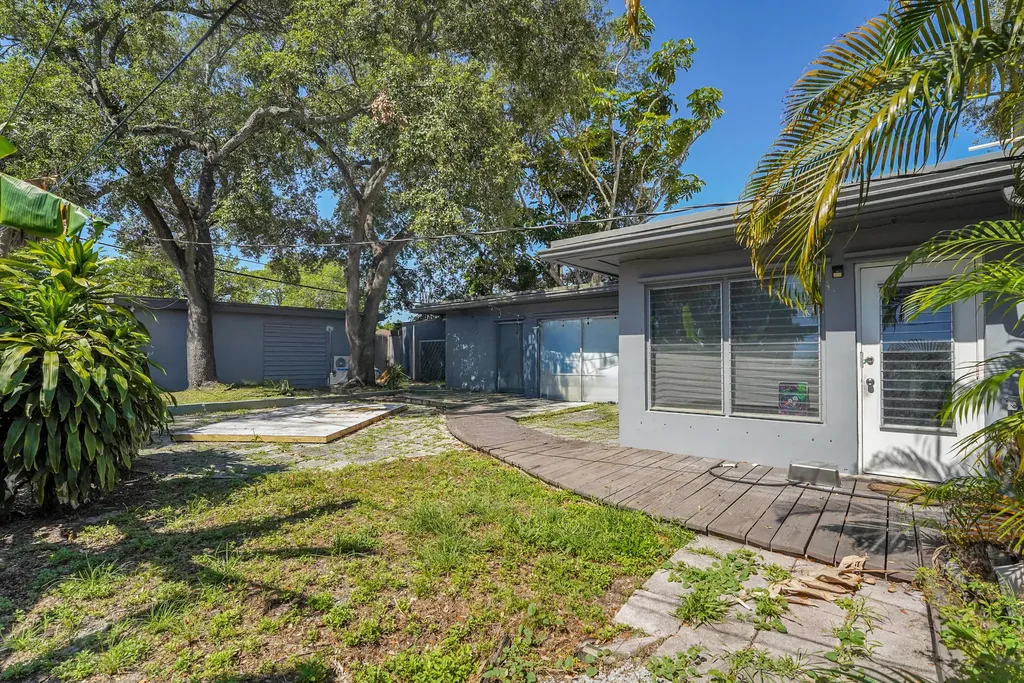 2620 Harding Street Hollywood FL 33020